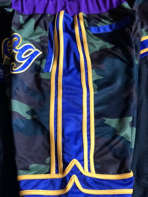"Que Dog" shorts